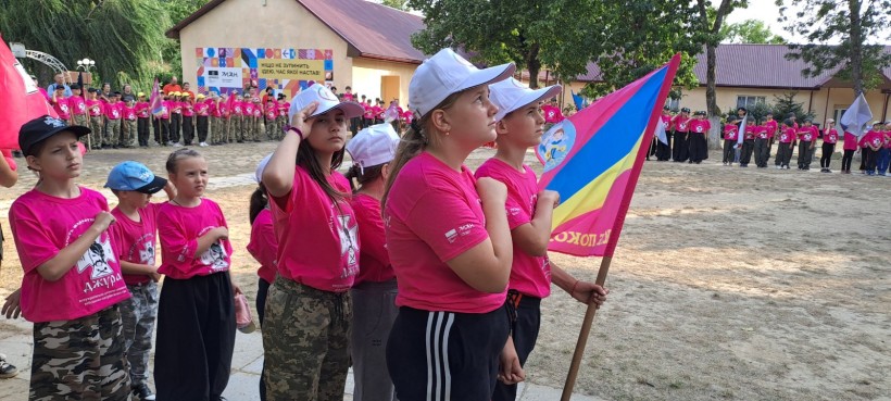 Рій «Нове покоління» з Донеччини   під час фінального етапу Всеукраїнської дитячо-юнацької військово-патріотичної гри «Сокіл» («Джура»)
