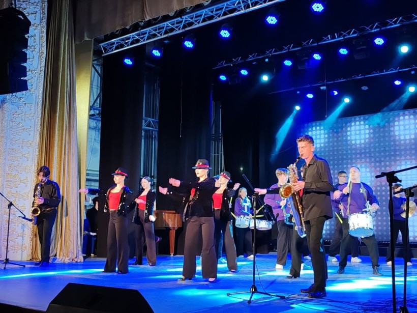 Інструментально-хореографічна постановка коледжу