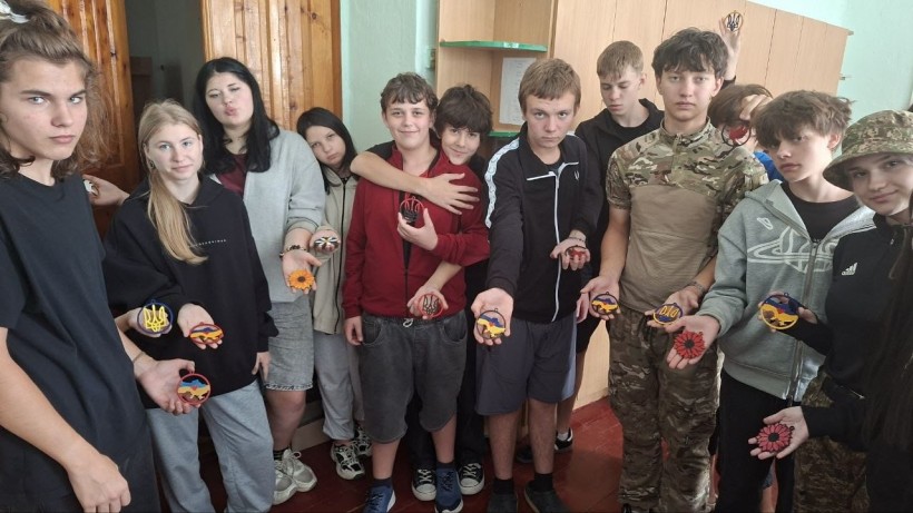 Діти Донеччини під час активностей у межах вишколу "Січ незламних"