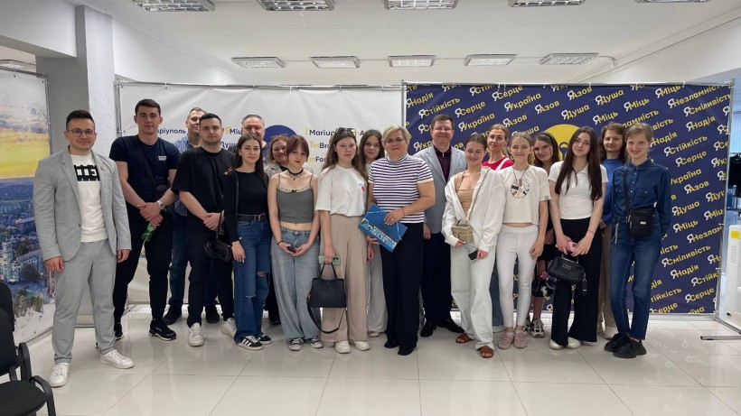 Спільне фото учасників наприкінці заходу