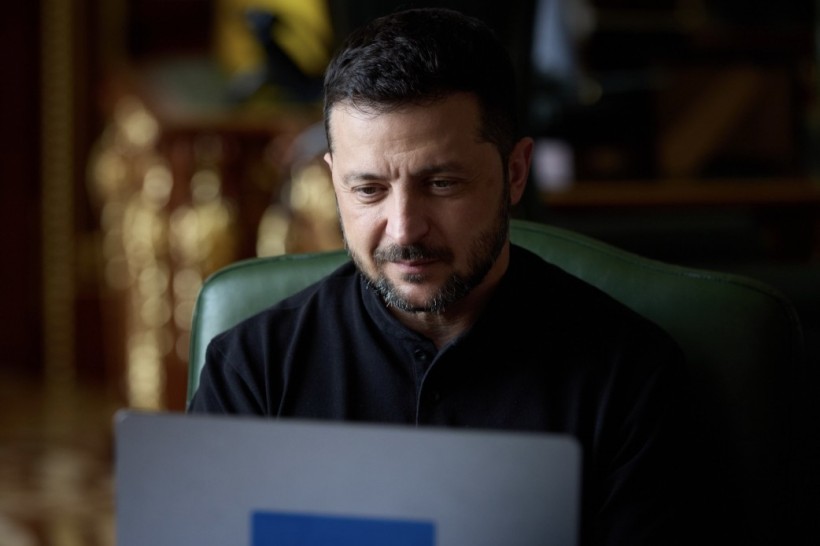 Володимир Зеленський провів розмову з Урсулою фон дер Ляєн