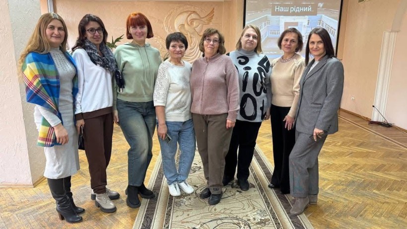 Педагогічна команда Центру дитячої та юнацької творчості м. Добропілля під час візиту до Чернівців