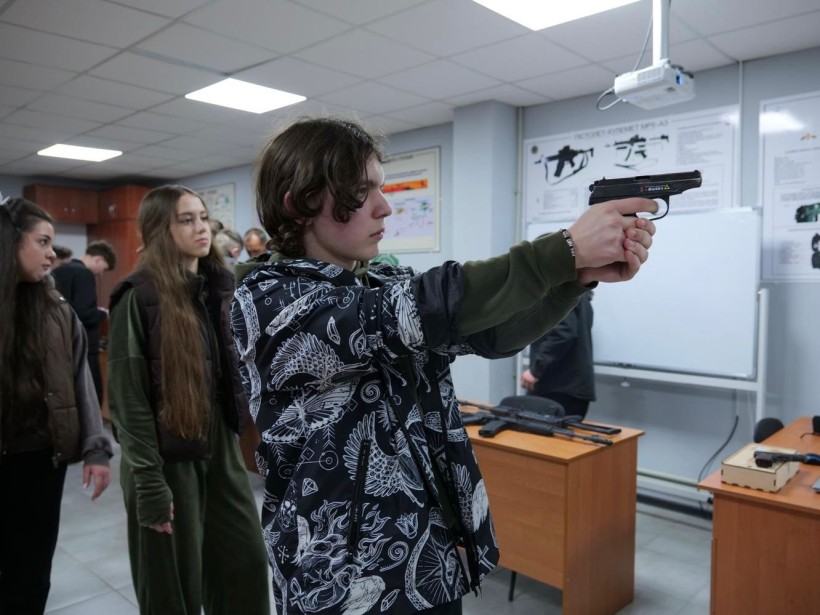 Навчання молоді під час вишкілу