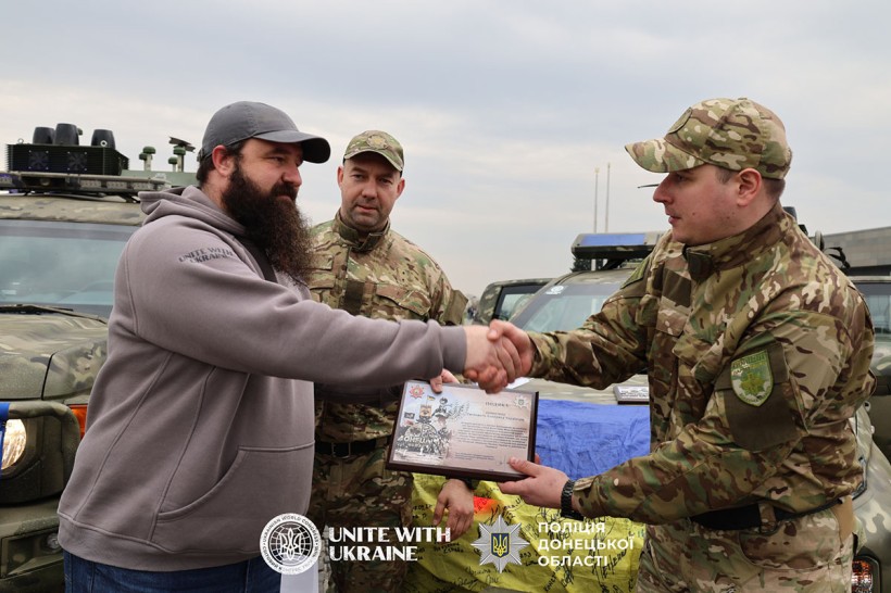 Представники поліції Донеччини дякують представникам Світового Конгресу Українців