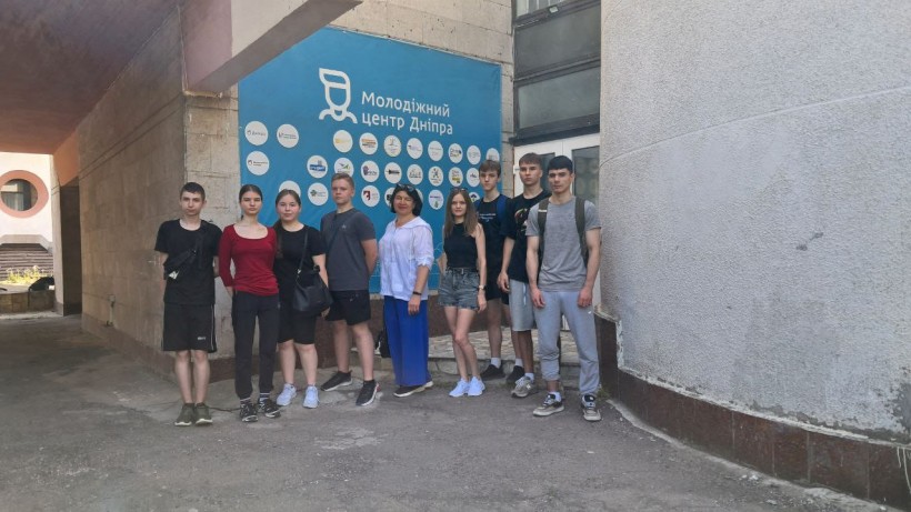 Молодь Донеччини на вишколі у місті Дніпро