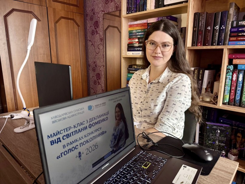 Світлана Фоменко проводить майстер-клас з декламації