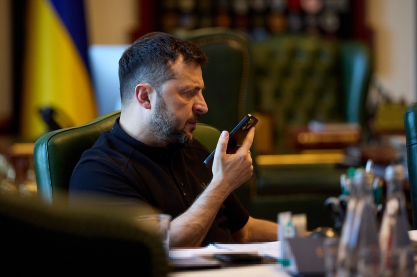 Володимир Зеленський провів розмову з Урсулою фон дер Ляєн