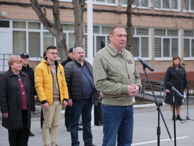 Заступник голови Донецької облдержадміністрації Олександр Шевченко під час промови