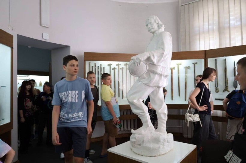 Екскурсія до Музею Гуцульщини та Покуття.