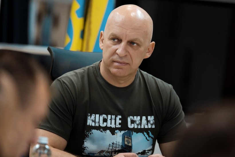 Вадим Філашкін під час зустрічі з військовими, освітянами та молоддю Донеччини.
