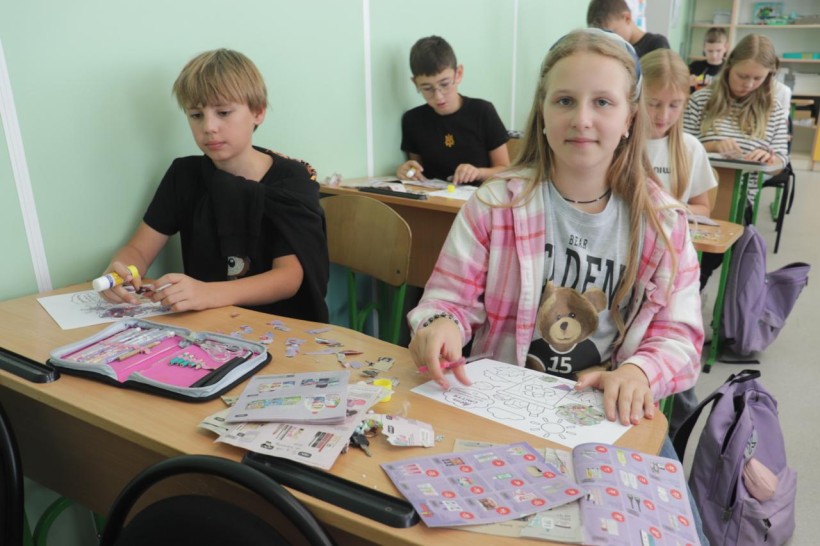 Діти Донеччини під час виконання творчих завдань на екомарафоні