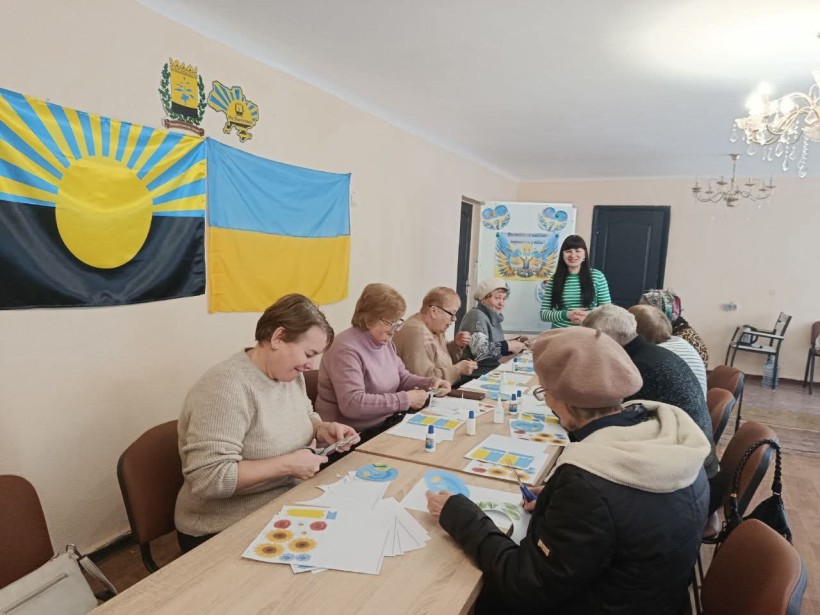 У майстер – класі «Вільна Україна» взяли участь переселенці з Донецької області