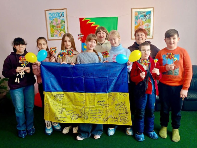 Національно – патріотичний захід «Країна добрих сердець» об єднала молодь Донеччини у м. Умань