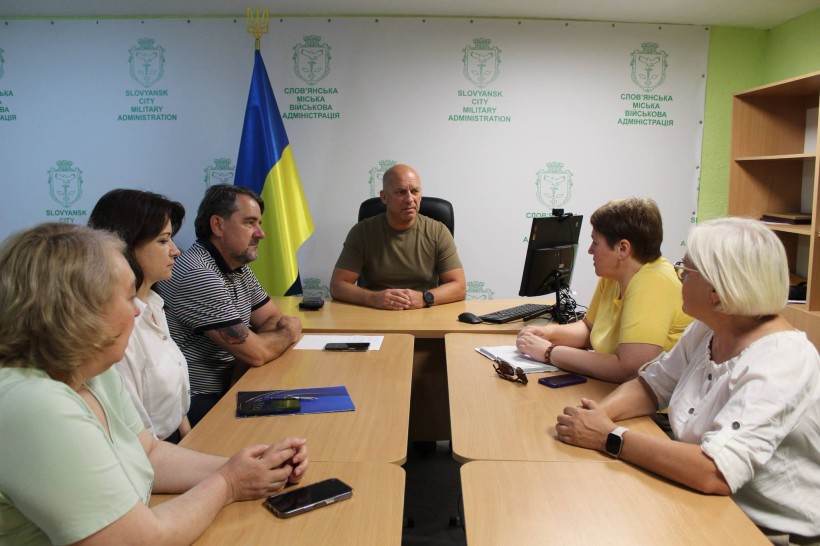 Вадим Філашкін на зустрічі з Вадимом Ляхом та його помічниками