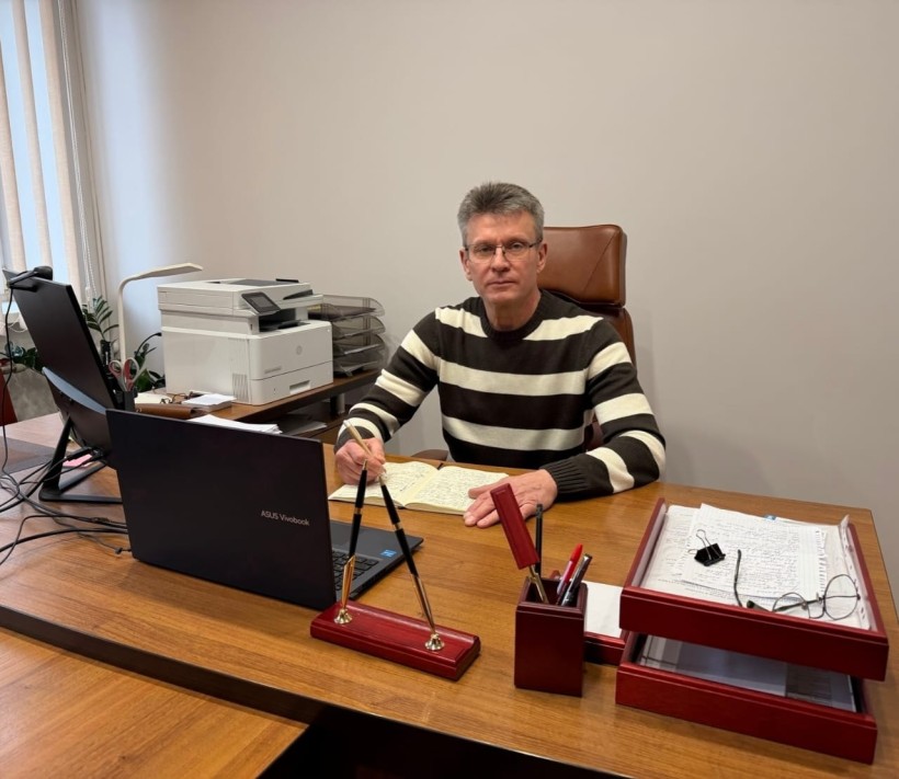 генеральний директор ДУ «ДОНЕЦЬКИЙ ОЦКПХ МОЗ», головний державний санітарний лікар Донецької області Сергій Скрипнік