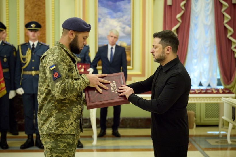 У День Повітряних Сил Збройних Сил України Президент Володимир Зеленський зустрівся із захисниками