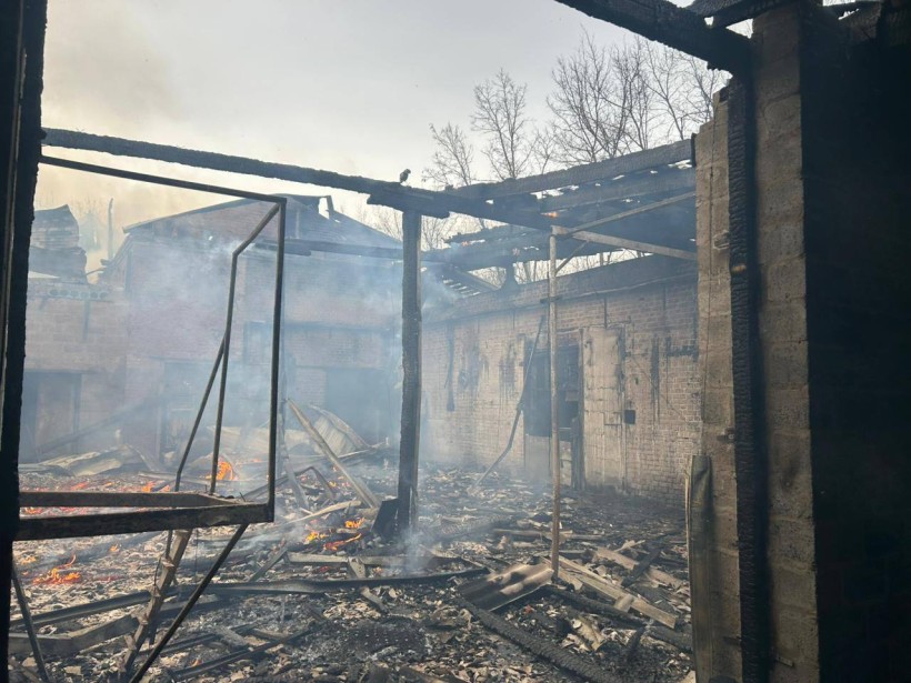 Зруйновані ворожим обстрілом будинки