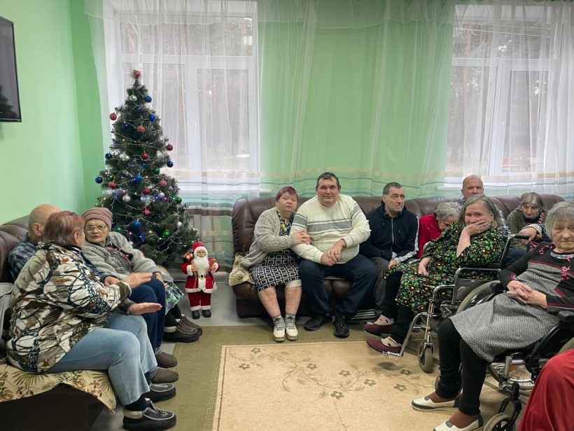 Мешканці відзначають Різдво Христово