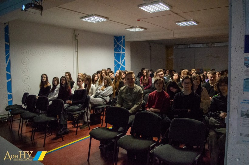 Представники ДонНУ ім. Василя Стуса, учасники робочої зустрічі з делегацією Представництва НАТО в Україні