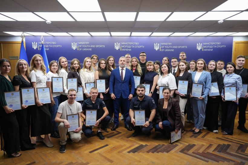 Спільне фото учасників