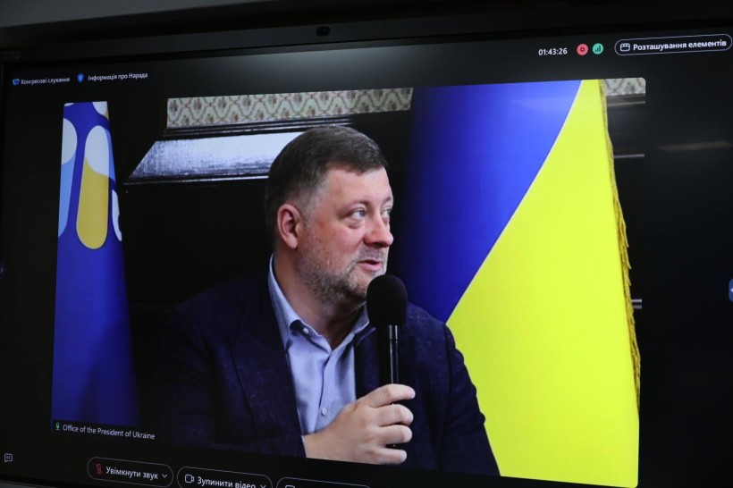 Фото без опису
