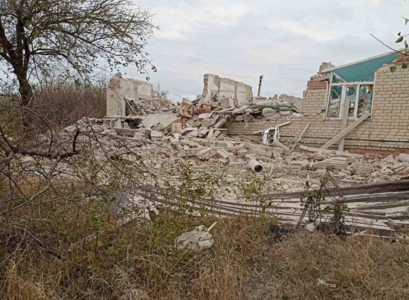 Руїни будинку після ворожого обстрілу