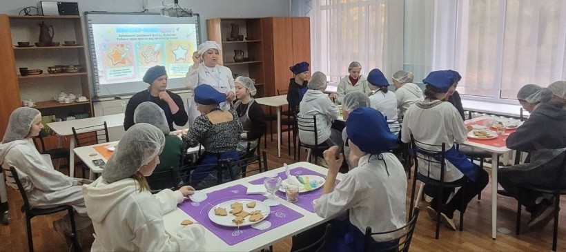 Студенти Краматорського вищого професійного училища під час практичного відпрацювання  навичок