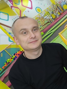 Учасник обласного конкурсу «Молода людина року - 2026» у номінації «Провідники знань» Іван Прибитько