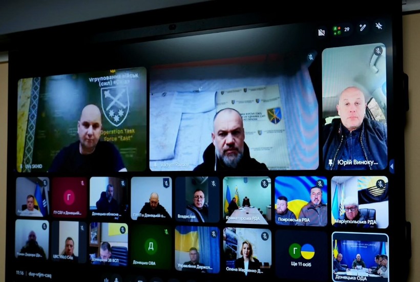 Учасники засідання Ради оборони Донецької області, які приєднались онлайн