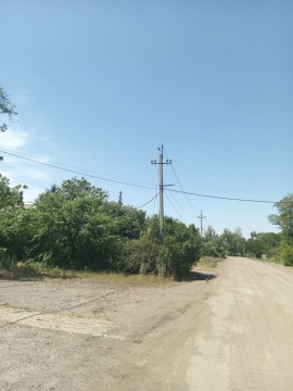 Електромережі, пошкоджені після обстрілу окупантів.