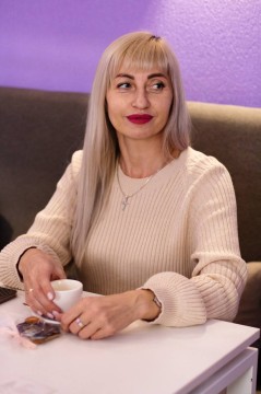 Марина Шевченко -учасниця обласного конкурсу «Жінка Донеччини» 2025 року, номінація «Сила добра та єдності»