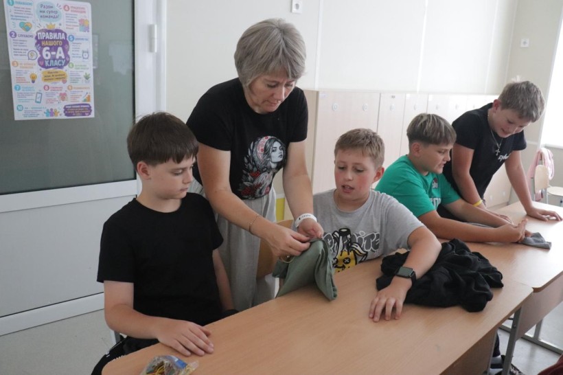Діти Донеччини під час виконання творчих завдань на екомарафоні