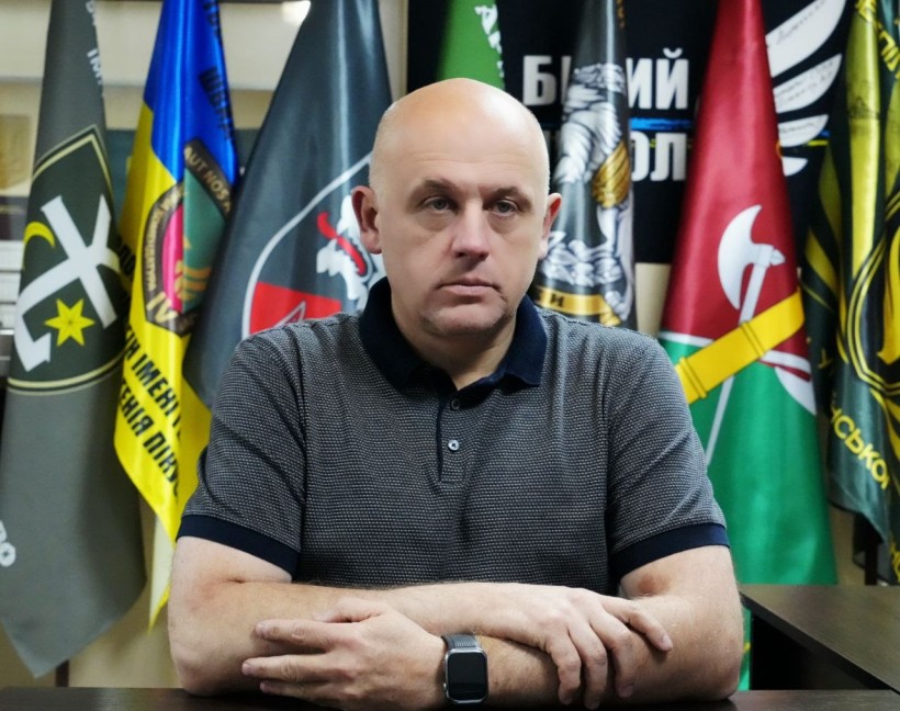Юрій Винокуров бере участь у засіданні