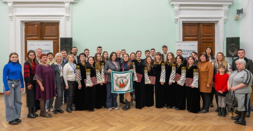 Культура об'єднує регіони: на Львівщині відбувся фестиваль «Донеччина поруч»