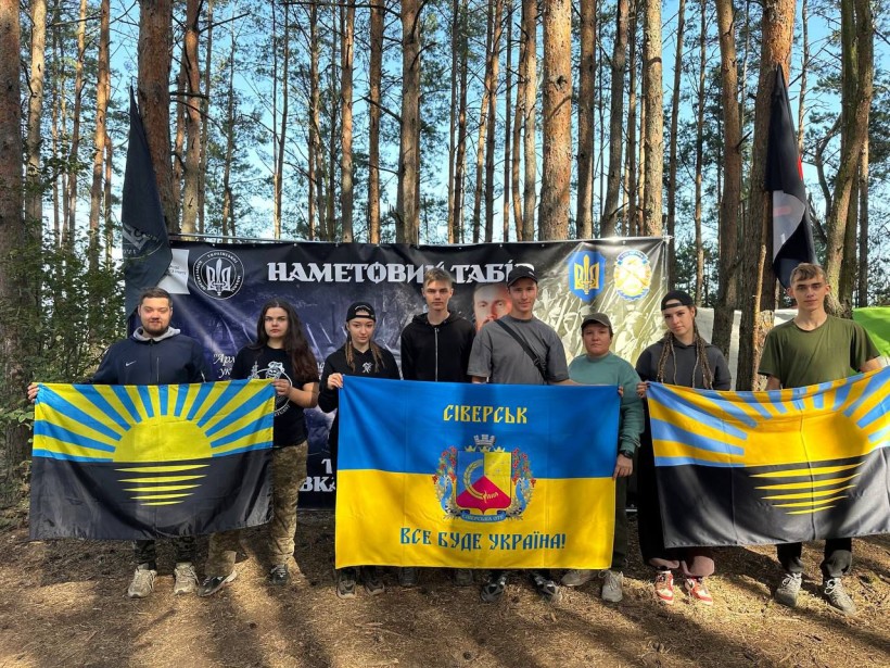 Спільне фото представників Донеччини
