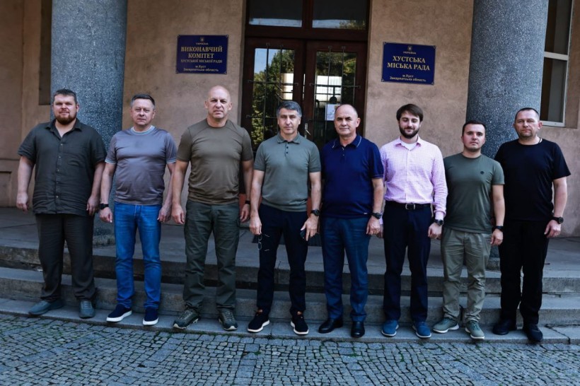 Вадим Філашкін, Мирослав Білецький та представники Краматорської і Хустської громади