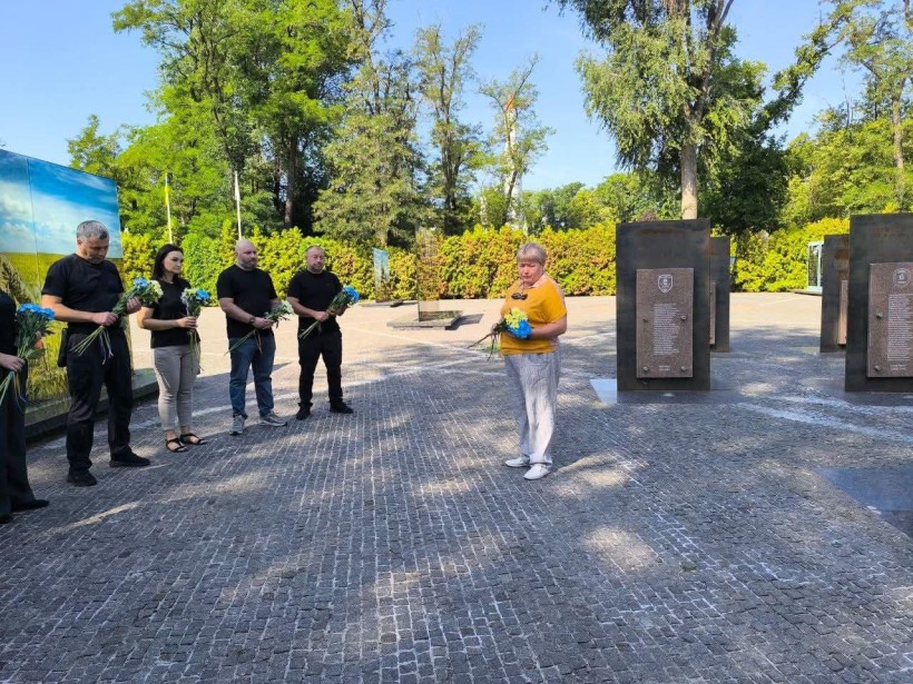 Промова від начальника управління сім'ї, молоді та масових заходів національно-патріотичного виховання Донецької облдержадміністрації, Лілії Золкіної.
