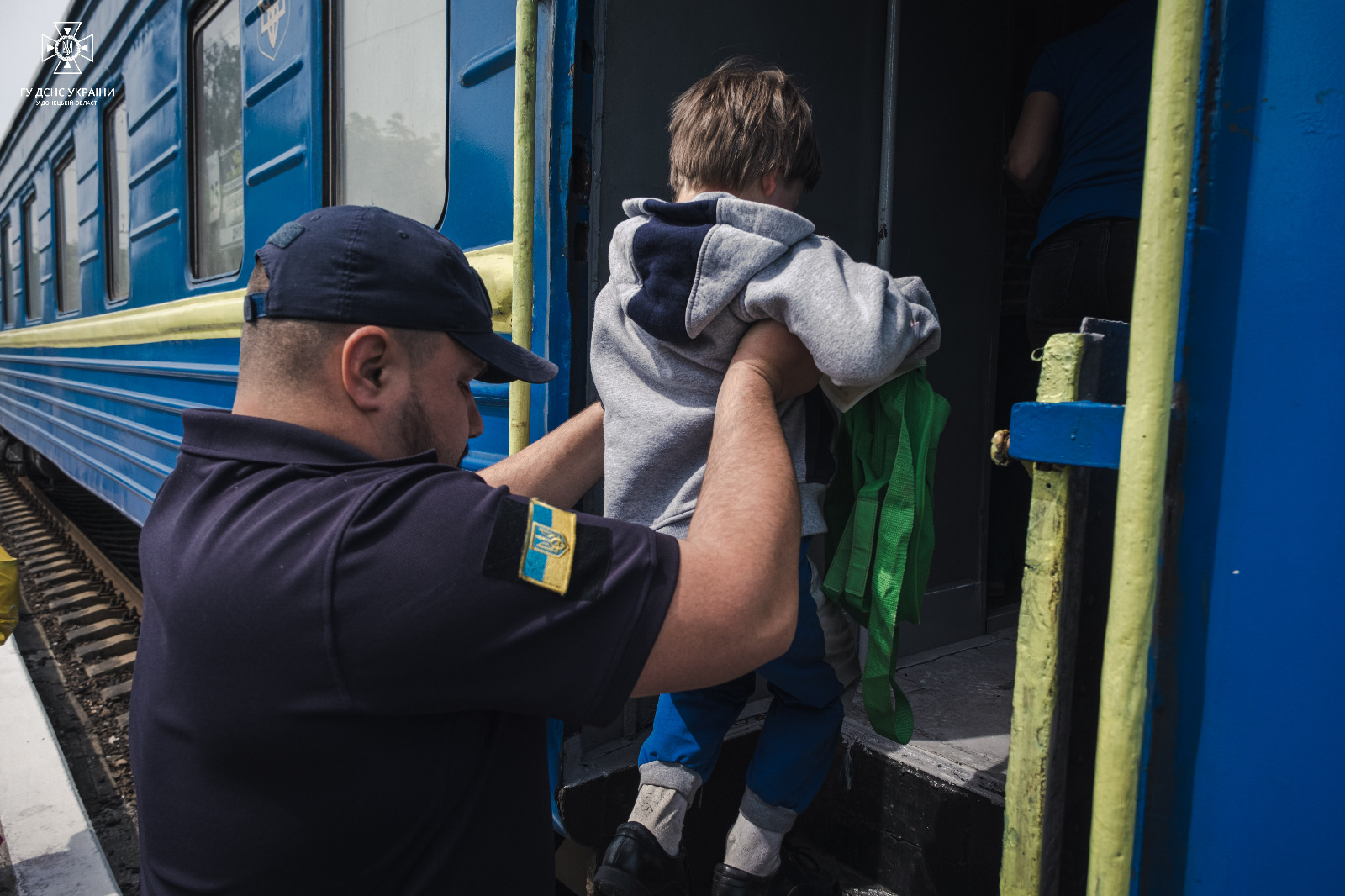 Евакуація дітей у примусовий спосіб розпочнеться ще в одній громаді  Донецької області | Донецька Обласна Державна адміністрація