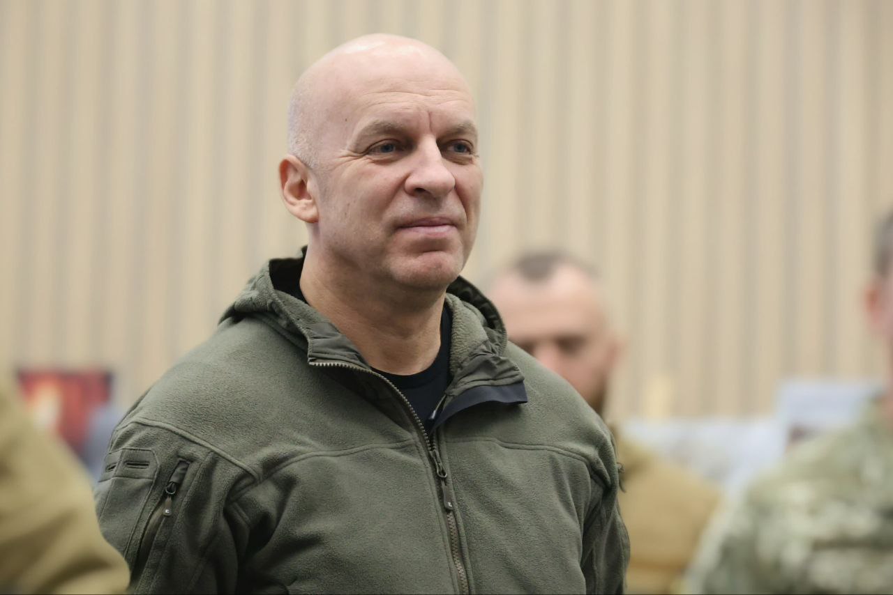 Вадим Філашкін зустрівся з бійцями, які захищають Донеччину, та вручив їм відзнаки