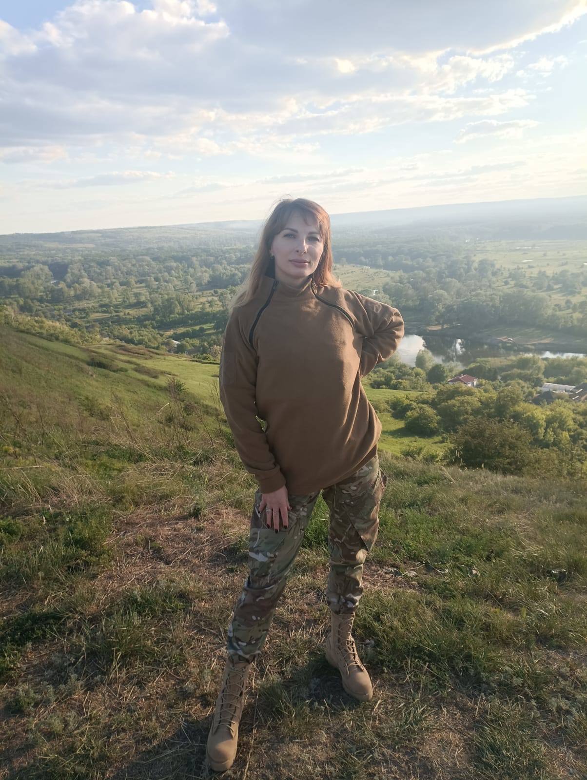 Юлія Горошанська - учасниця обласного конкурсу «Жінка Донеччини»  2025 року, номінація «Серце в броні»