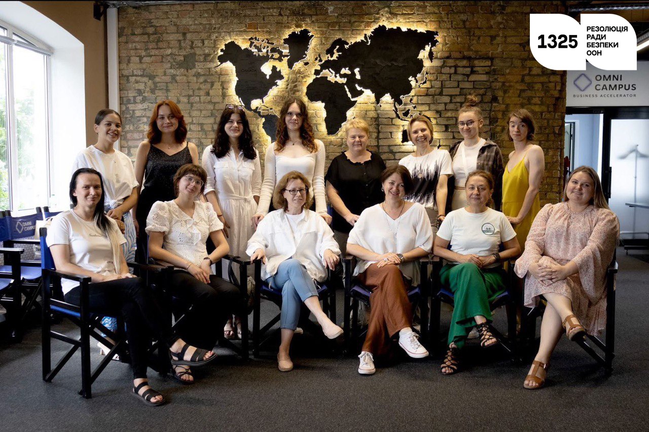 "Нумо, сестри!" - спільнота тих, хто не мовчить, коли болить