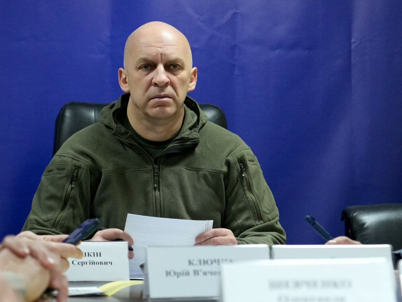 Вадим Філашкін головує під час засідання Ради оборони Донецької області