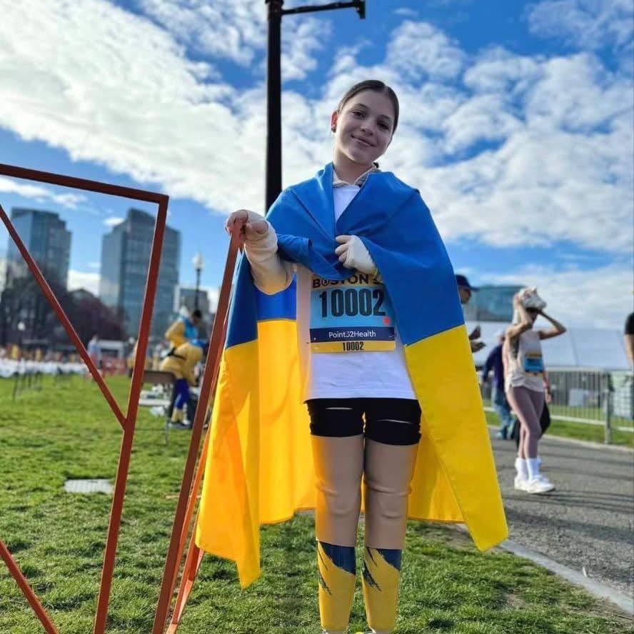 Учасниця обласного конкурсу «Молода людина року – 2026» у номінації «Провідники знань» Яна Степаненко