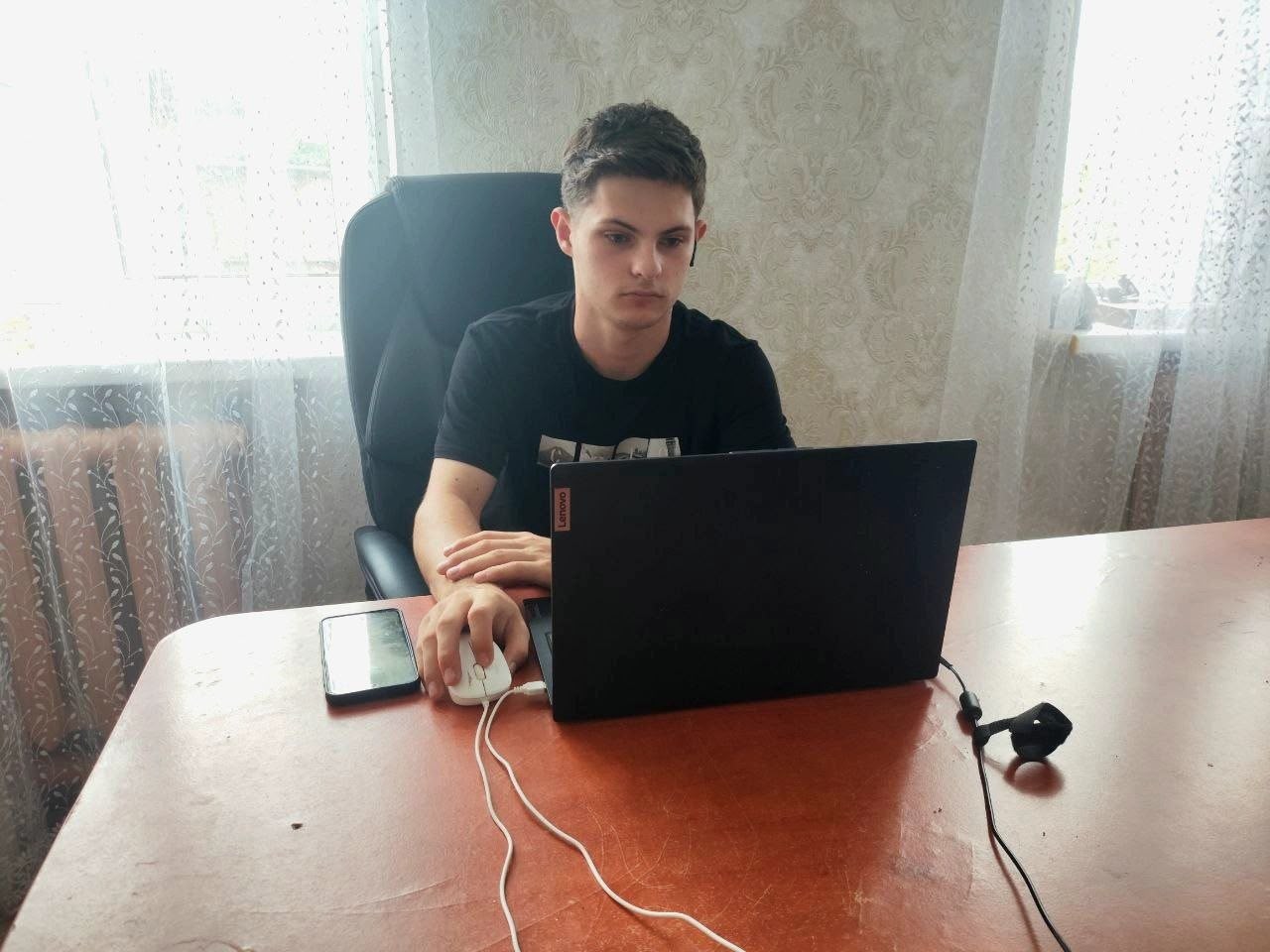 Заступник голови молодыжної ради при Донецькій обласній держвній адміністрації координує роботу фокус-груп
