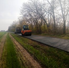 Дорога до кладовища (архів)