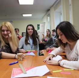 Молодь Донеччини3