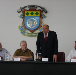 P1600757
