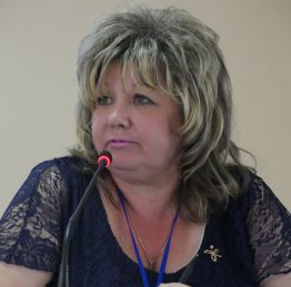 P1730873
